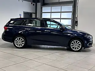 Used 2017 Fiat Tipo Lounge Elba Blue - Interior and Exterior details 4