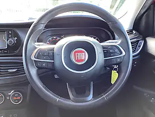 Used 2017 Fiat Tipo Lounge Red - Interior and Exterior details 12