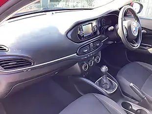 Used 2017 Fiat Tipo Lounge Red - Interior and Exterior details 3