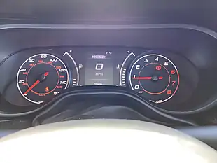 Used 2017 Fiat Tipo Lounge Red - Interior and Exterior details 9