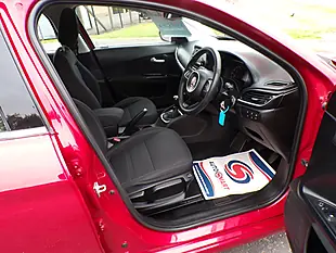 Used 2017 Fiat Tipo Lounge Red - Interior and Exterior details 3