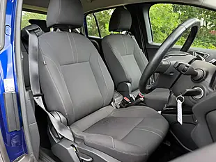 Used 2017 Ford B-Max Titanium Navigator Blue - Interior and Exterior details 11