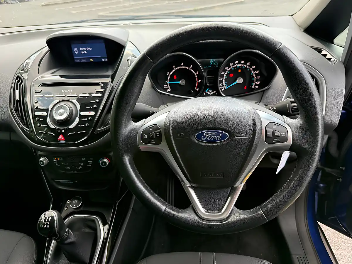 Used 2017 Ford B-Max Titanium Navigator Blue - Interior and Exterior details 18