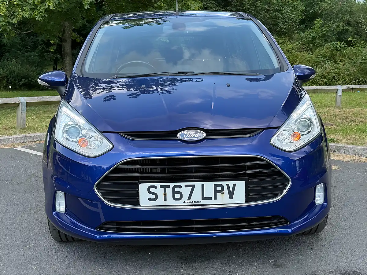 Used 2017 Ford B-Max Titanium Navigator Blue - Interior and Exterior details 3