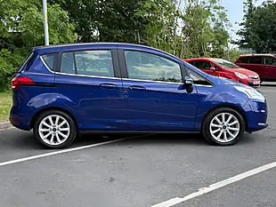 Used 2017 Ford B-Max Titanium Navigator Blue - Interior and Exterior details 8