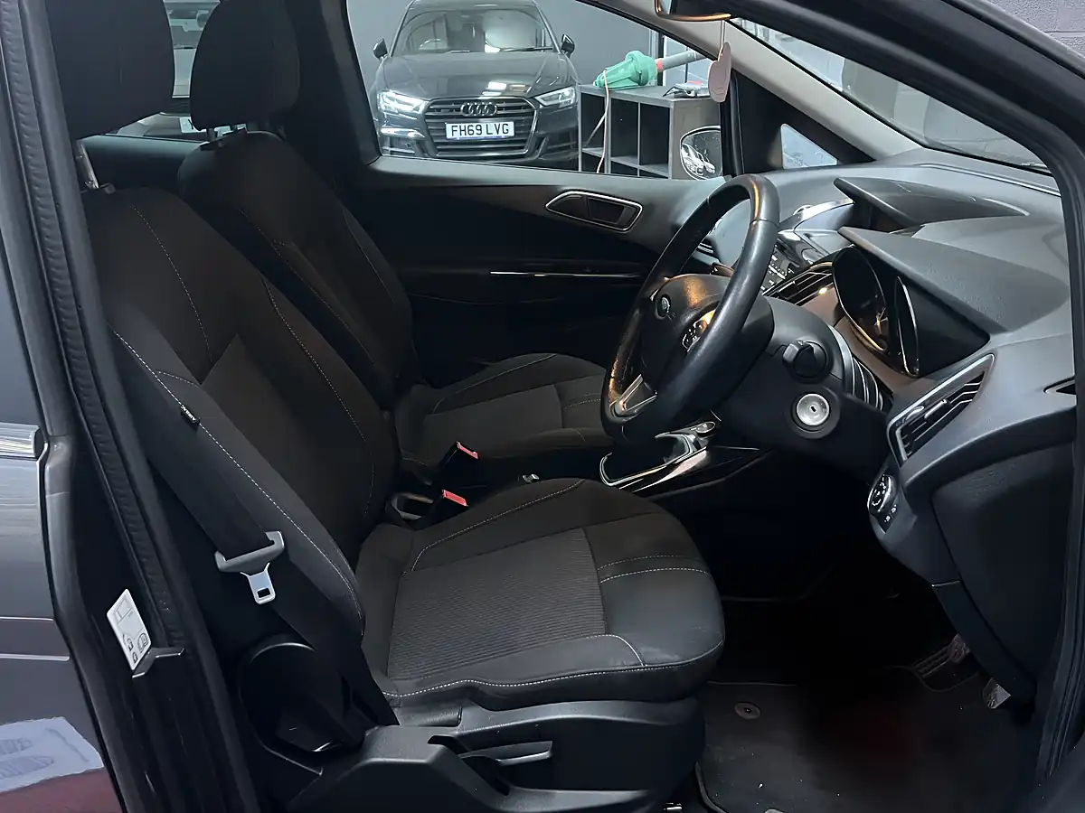 Used 2017 Ford B-Max Titanium Navigator Grey - Interior and Exterior details 12