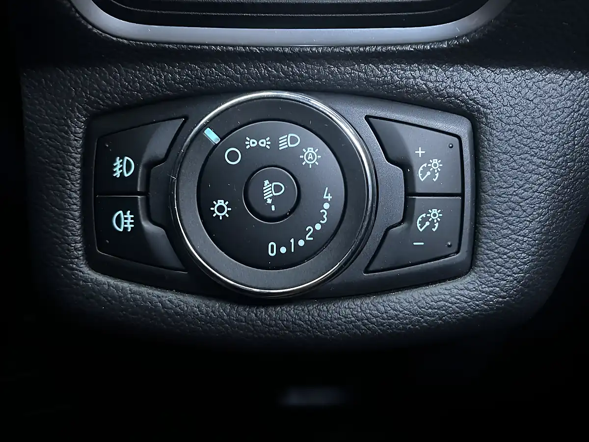 Used 2017 Ford B-Max Titanium Navigator Grey - Interior and Exterior details 19