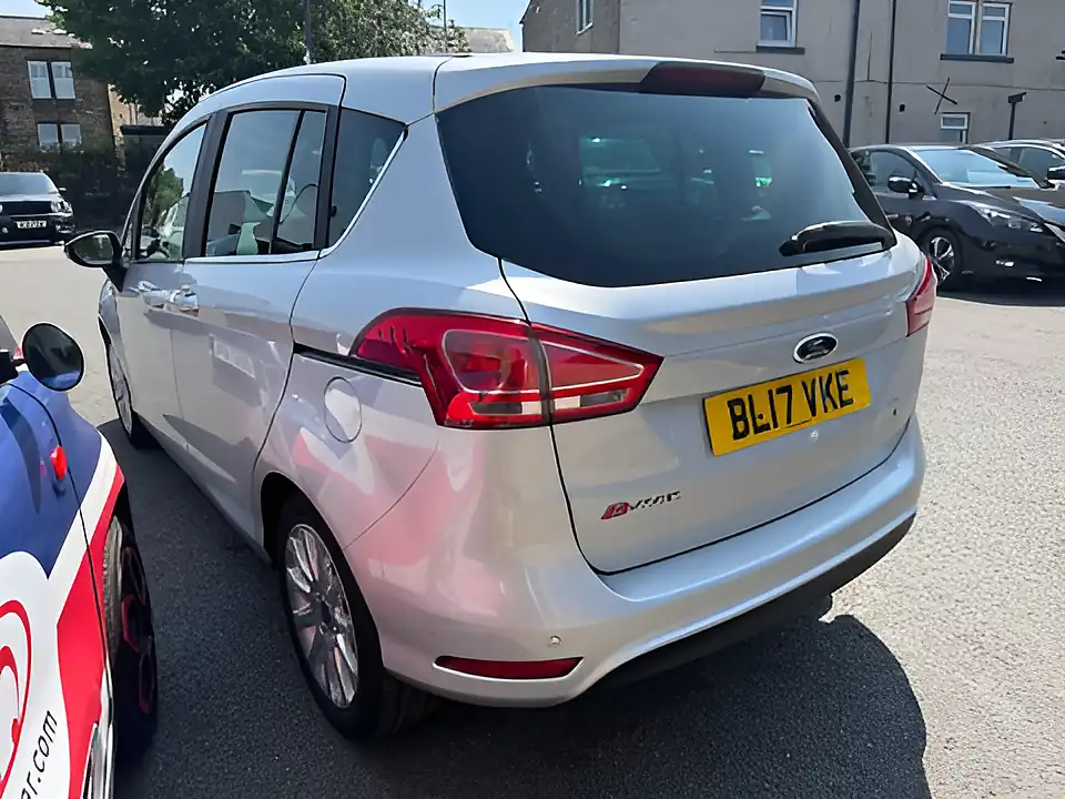 Used 2017 Ford B-Max Titanium X Navigator Moondust Silver - Interior and Exterior details 4
