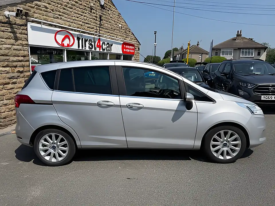 Used 2017 Ford B-Max Titanium X Navigator Moondust Silver - Interior and Exterior details 6