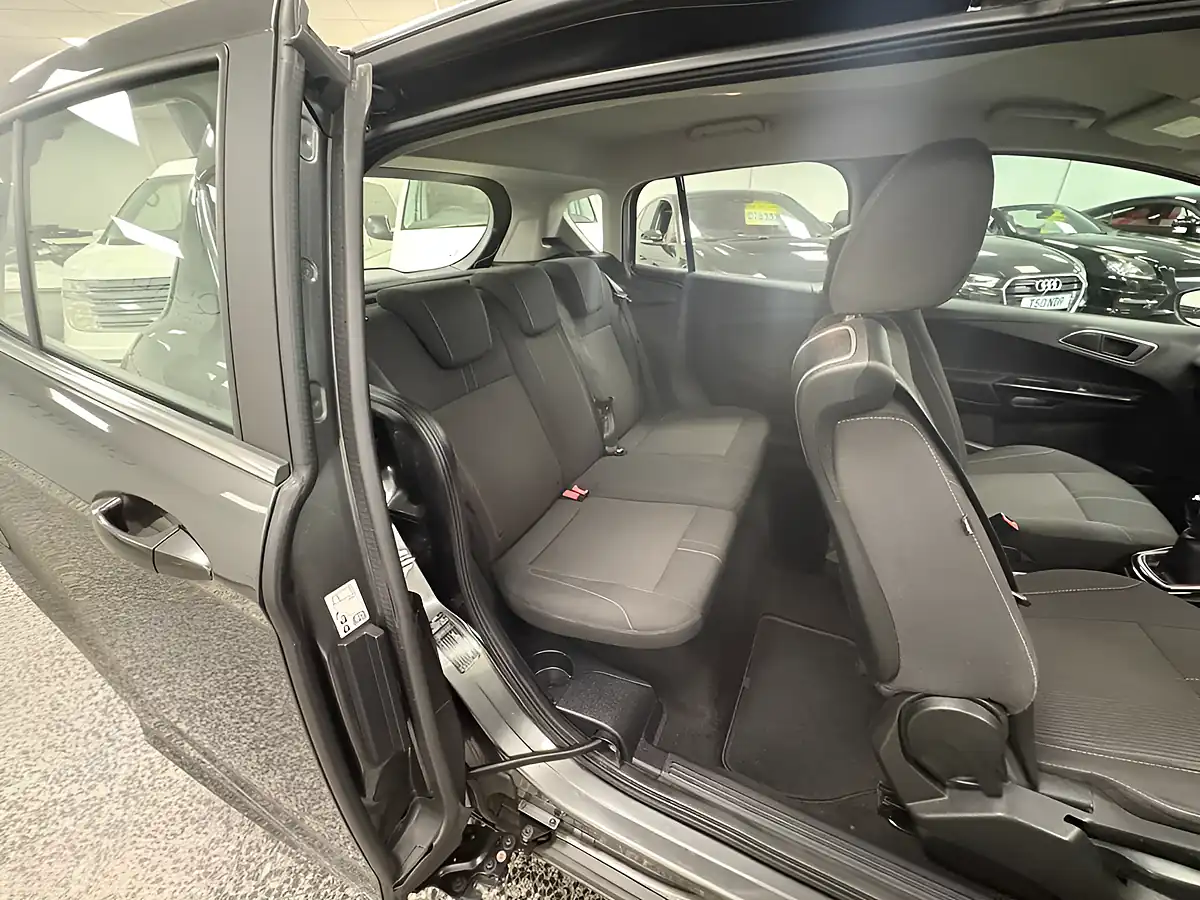 Used 2017 Ford B-Max Zetec Navigator Grey - Interior and Exterior details 12