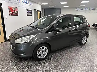 Used 2017 Ford B-Max Zetec Navigator Grey - Interior and Exterior details 4