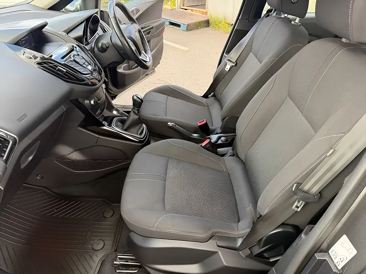 Used 2017 Ford B-Max Zetec Navigator Grey - Interior and Exterior details 15