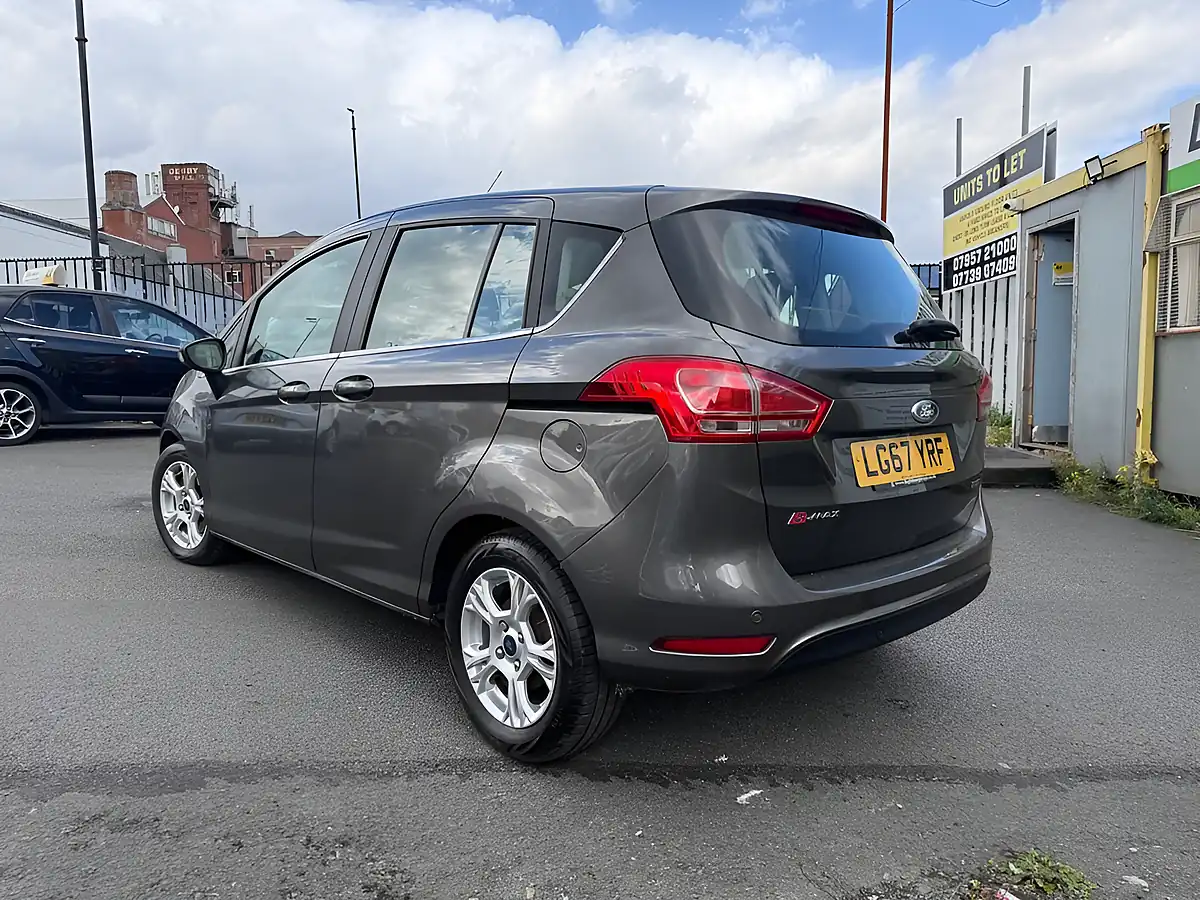 Used 2017 Ford B-Max Zetec Navigator Grey - Interior and Exterior details 17