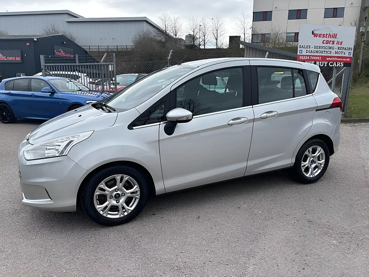 Used 2017 Ford B-Max Zetec Navigator Silver - Interior and Exterior details 15