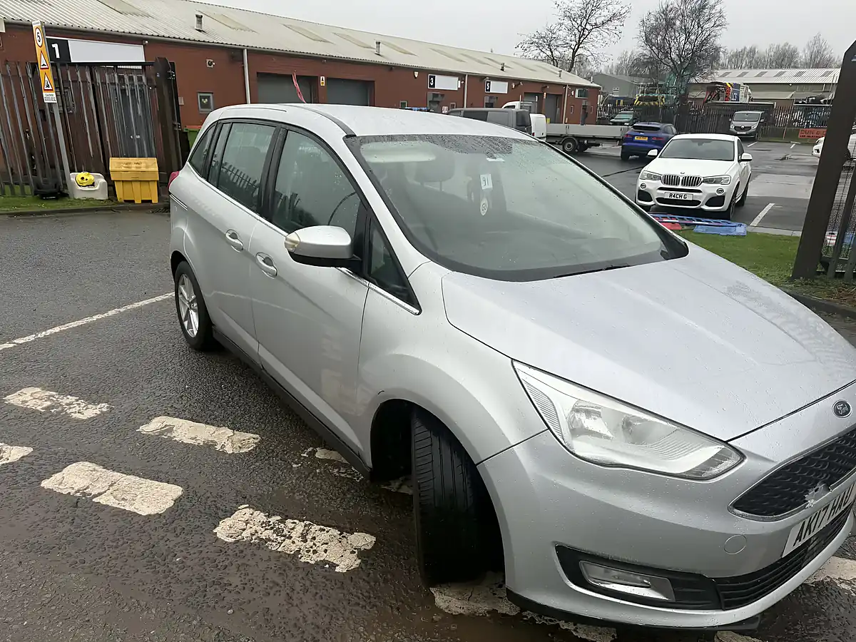 Used 2017 Ford C Max 7 Seater - Interior and Exterior details 7