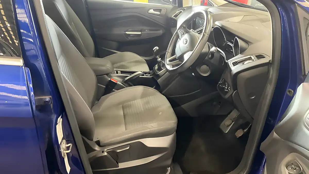Used 2017 Ford C-Max Titanium Blue - Interior and Exterior details 11