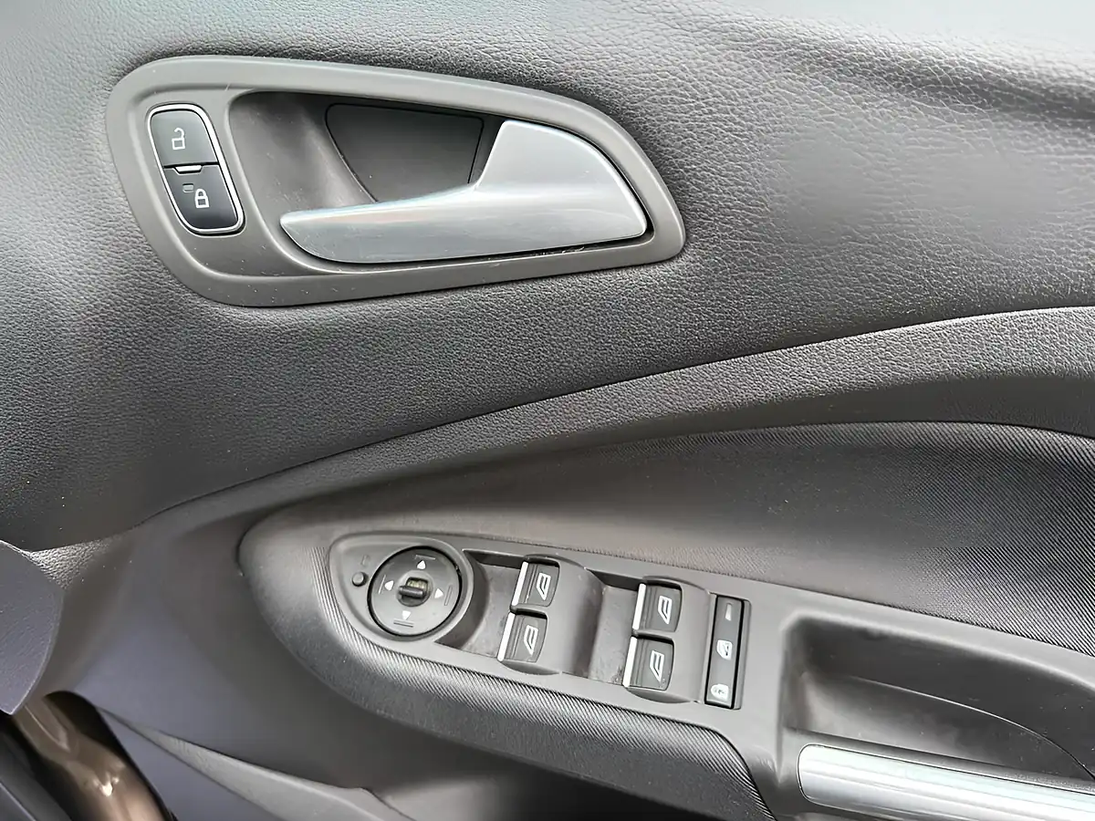 Used 2017 Ford C-Max Titanium Brown - Interior and Exterior details 11