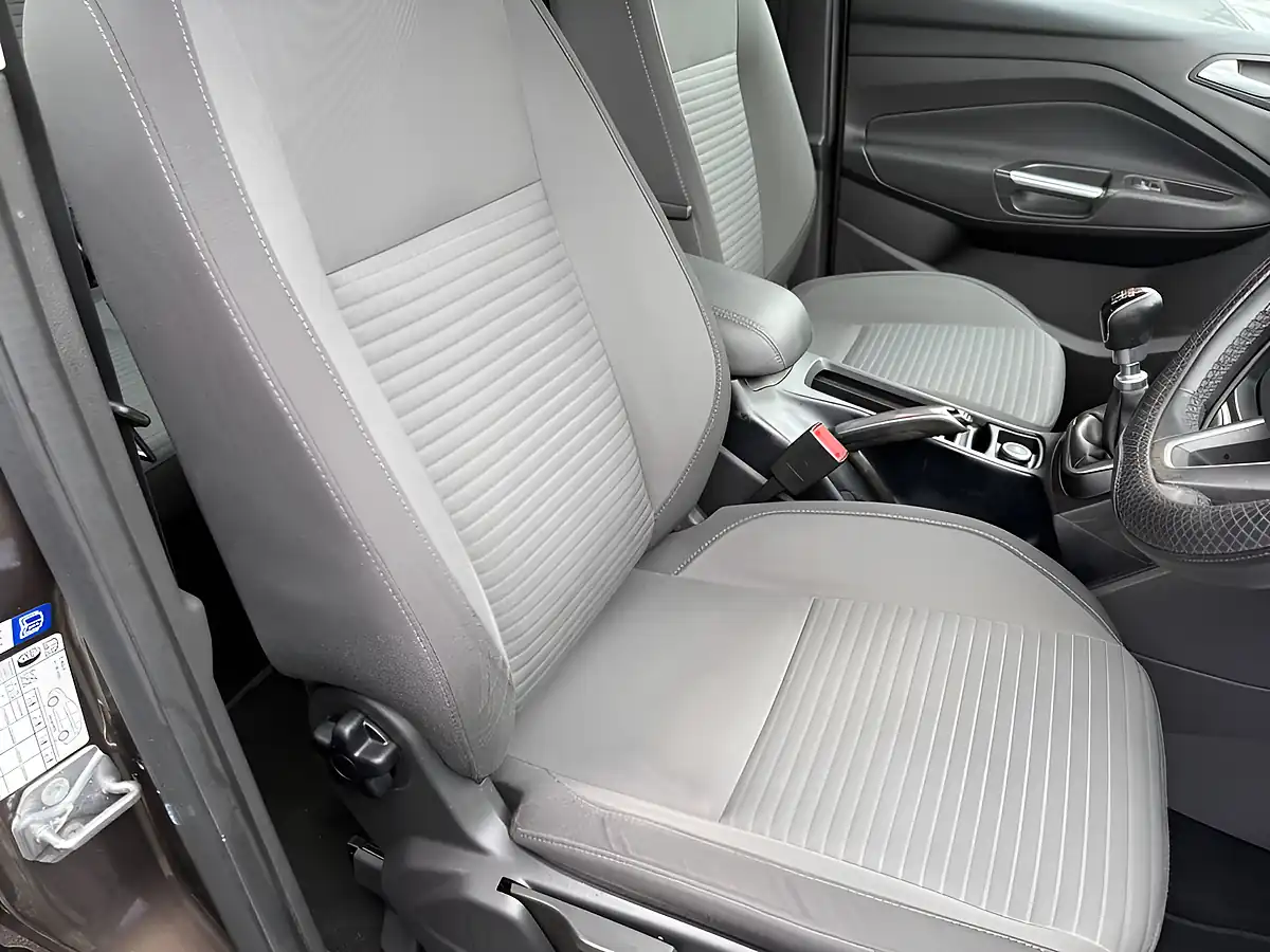Used 2017 Ford C-Max Titanium Brown - Interior and Exterior details 9
