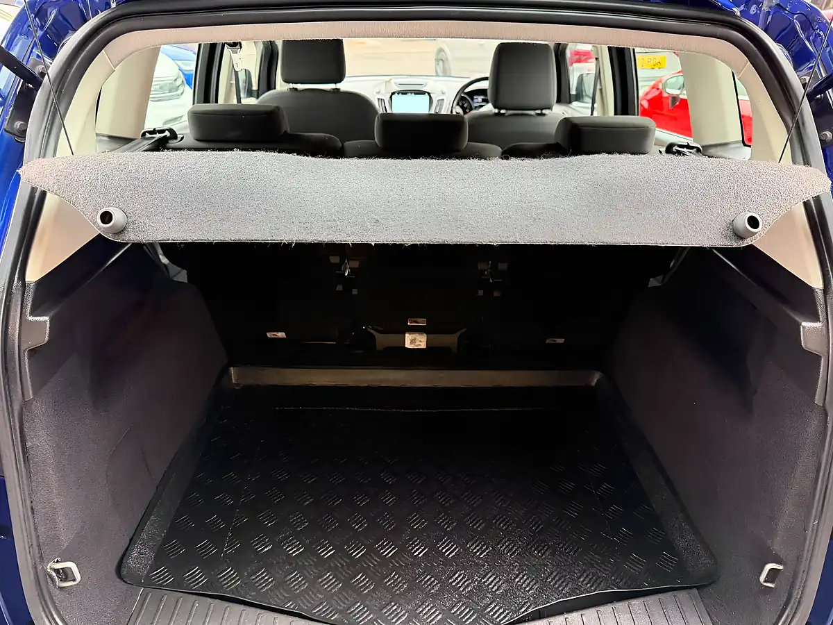 Used 2017 Ford C-Max Zetec Blue - Interior and Exterior details 13