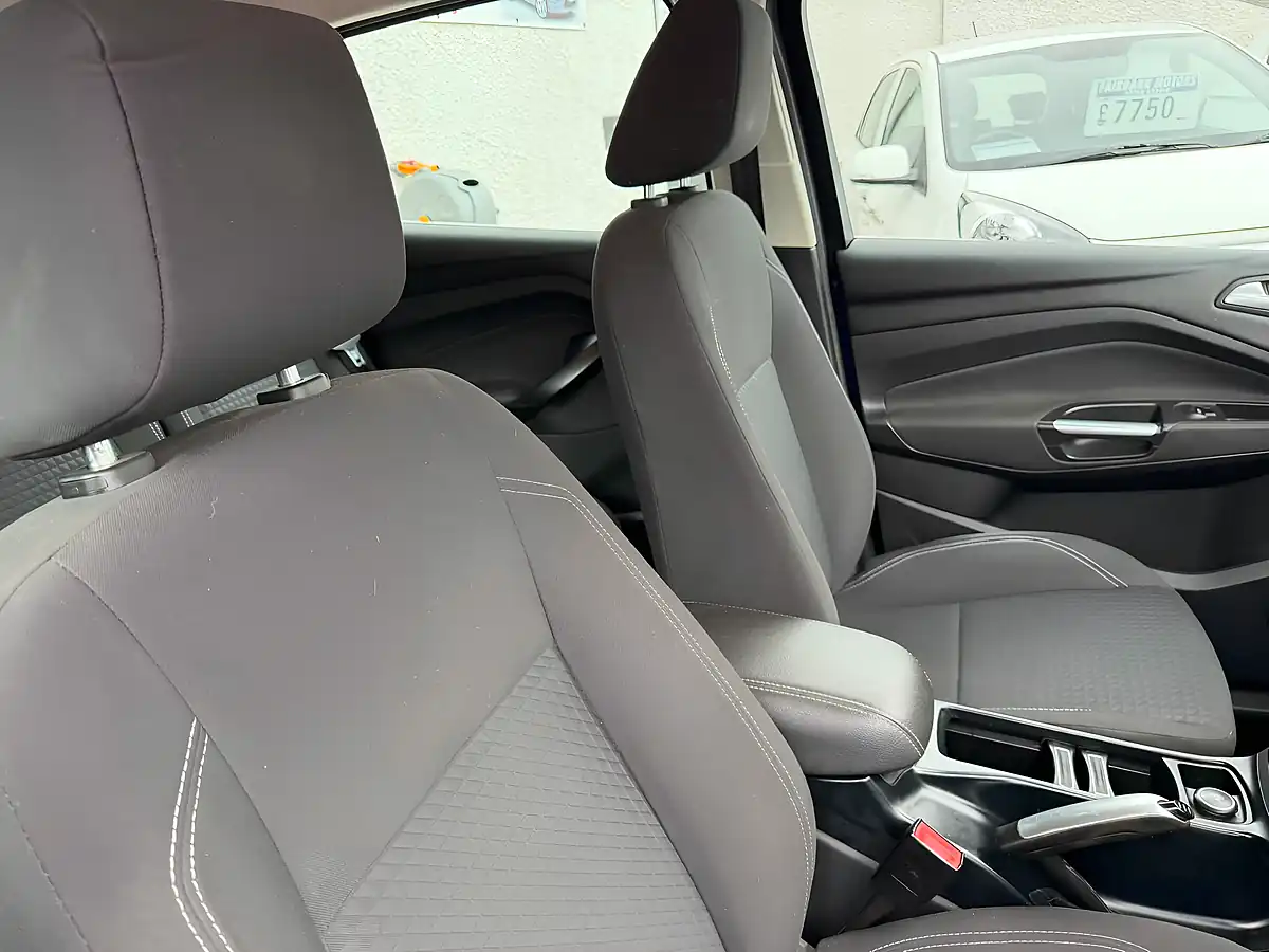 Used 2017 Ford C-Max Zetec Blue - Interior and Exterior details 8
