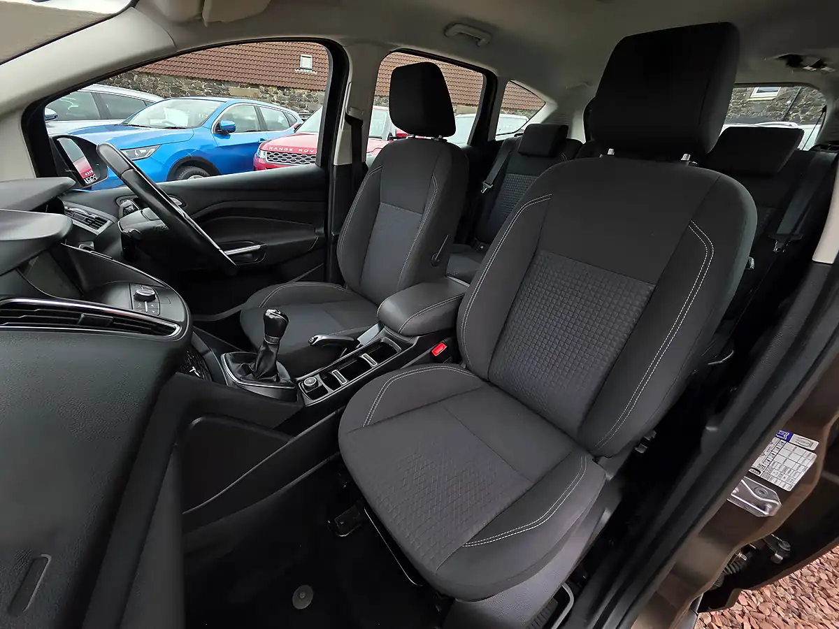 Used 2017 Ford C-Max Zetec Caribou Brown Metallic - Interior and Exterior details 10