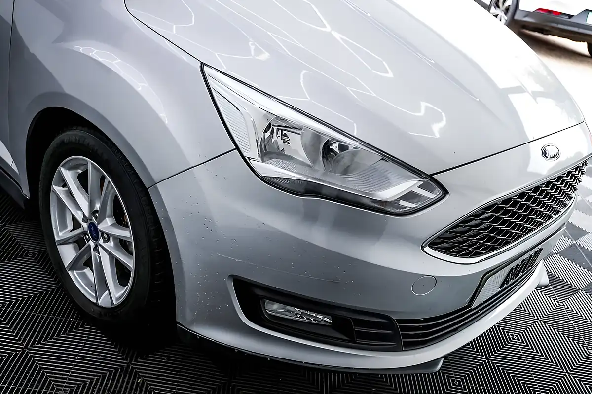 Used 2017 Ford C-Max Zetec Moondust Silver - Interior and Exterior details 12