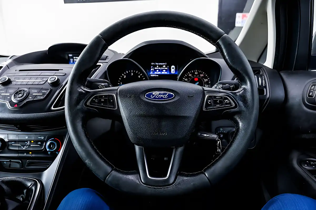 Used 2017 Ford C-Max Zetec Moondust Silver - Interior and Exterior details 16