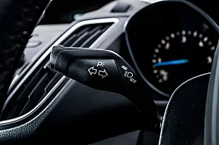 Used 2017 Ford C-Max Zetec Moondust Silver - Interior and Exterior details 17