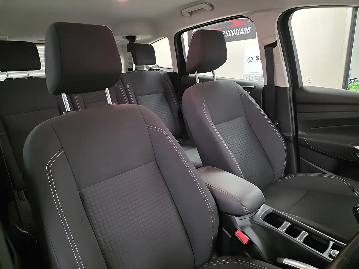 Used 2017 Ford C-Max Zetec Red - Interior and Exterior details 11