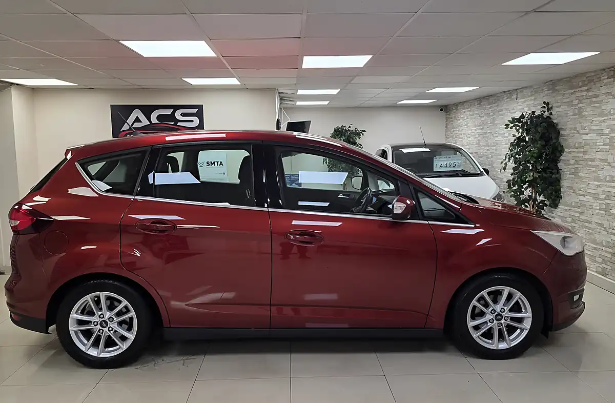 Used 2017 Ford C-Max Zetec Red - Interior and Exterior details 17