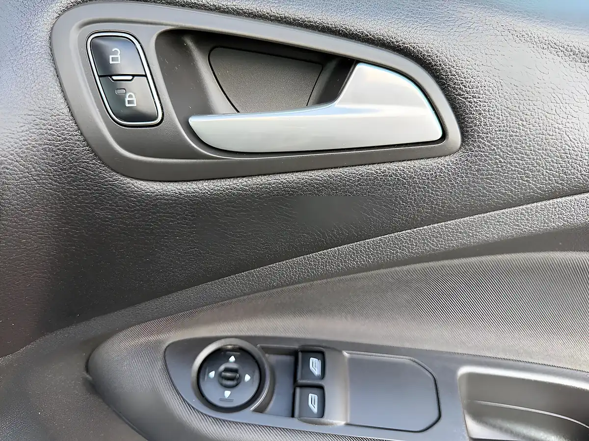 Used 2017 Ford C-Max Zetec Silver - Interior and Exterior details 16