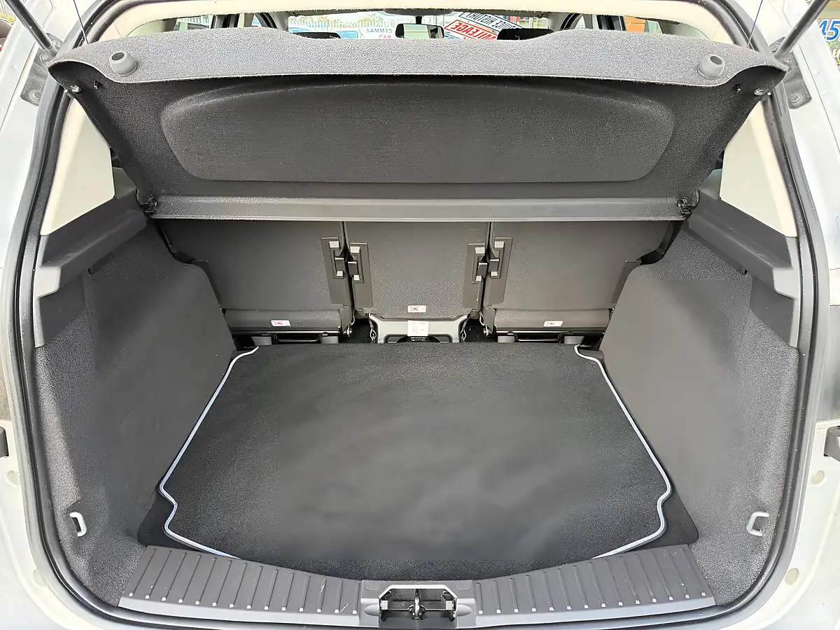 Used 2017 Ford C-Max Zetec Silver - Interior and Exterior details 20