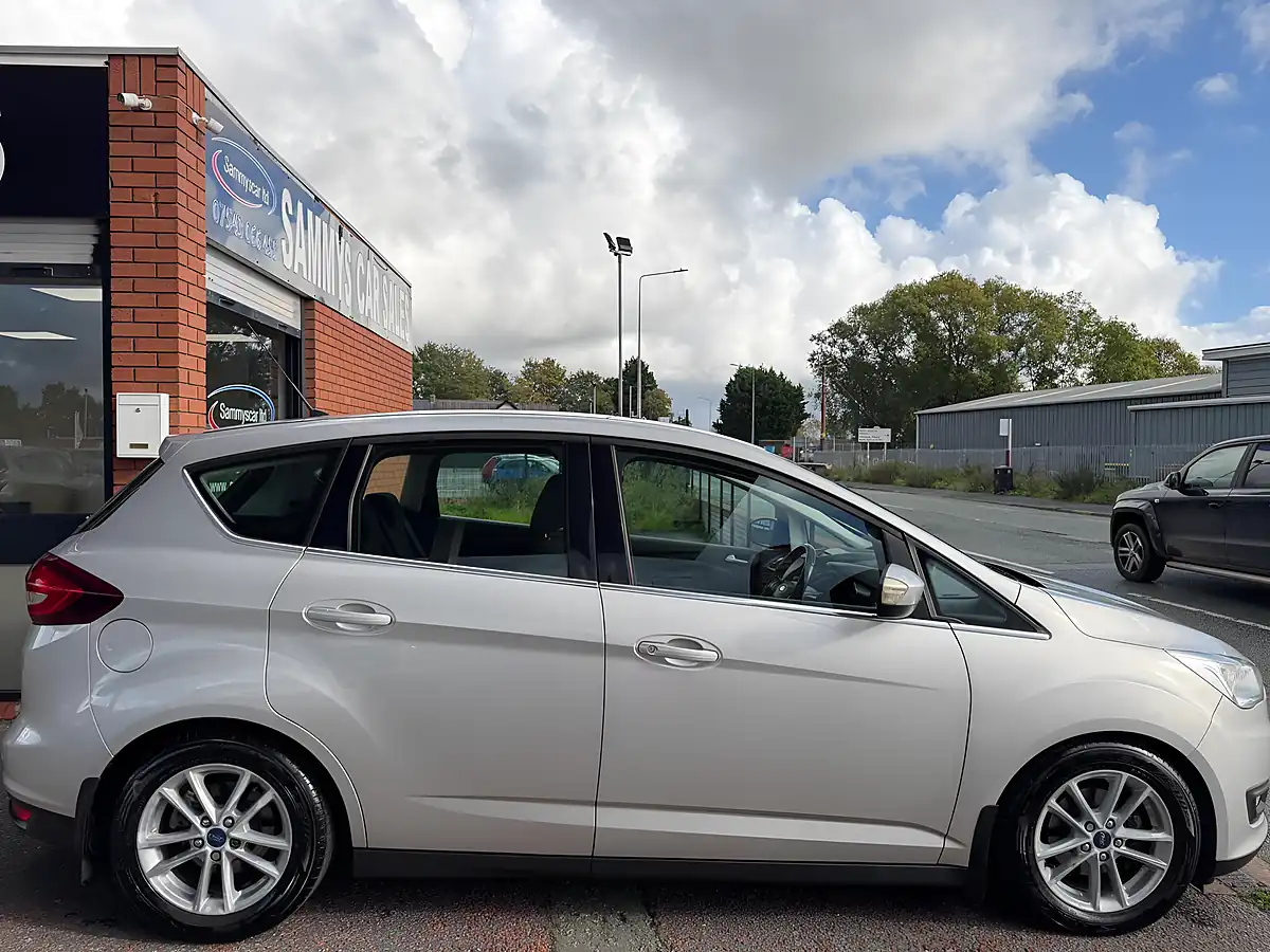 Used 2017 Ford C-Max Zetec Silver - Interior and Exterior details 7