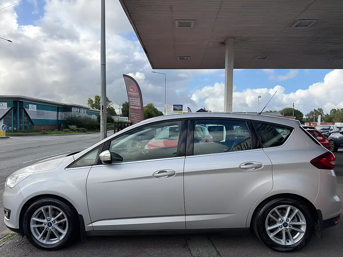 Used 2017 Ford C-Max Zetec Silver - Interior and Exterior details 8
