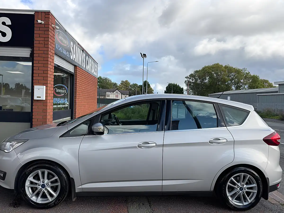Used 2017 Ford C-Max Zetec Silver - Interior and Exterior details 9