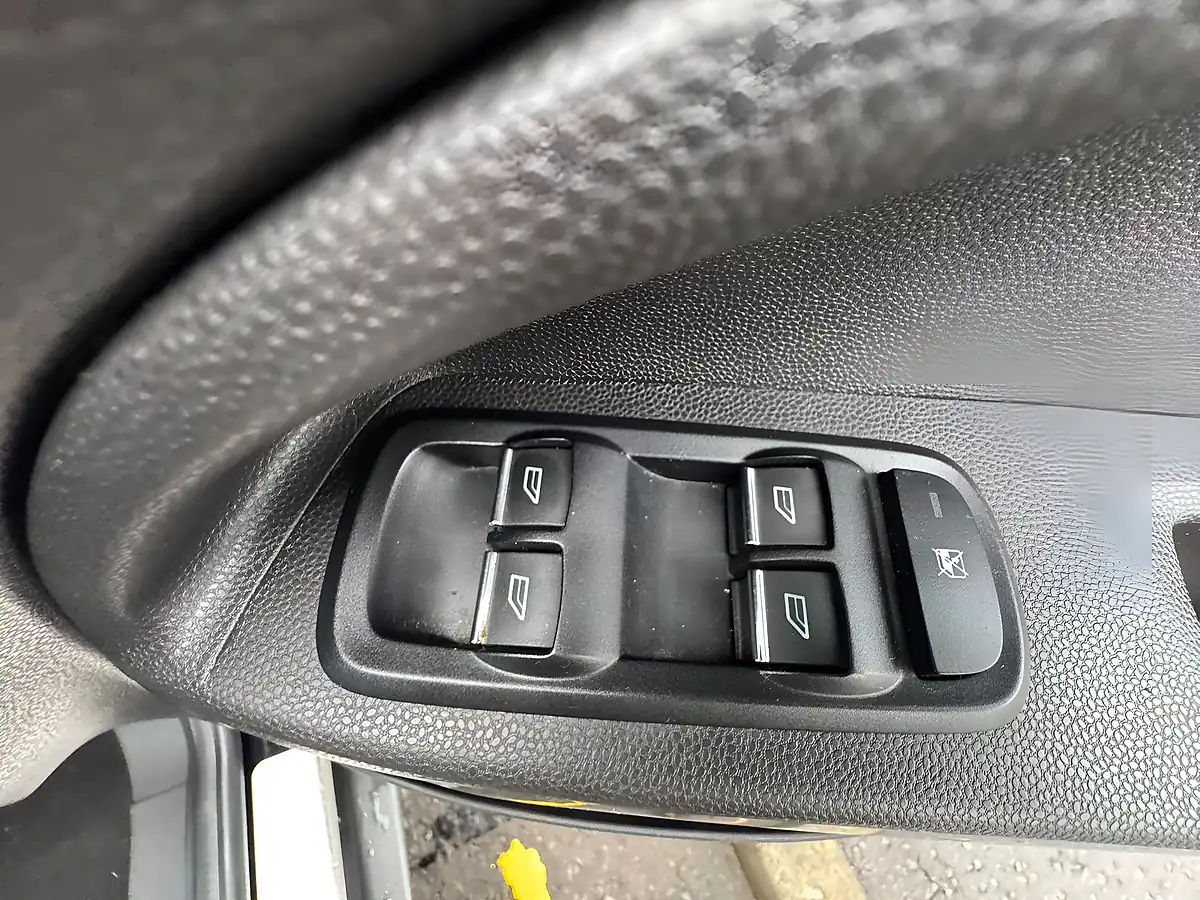 Used 2017 Ford Ecosport Titanium Black - Interior and Exterior details 15