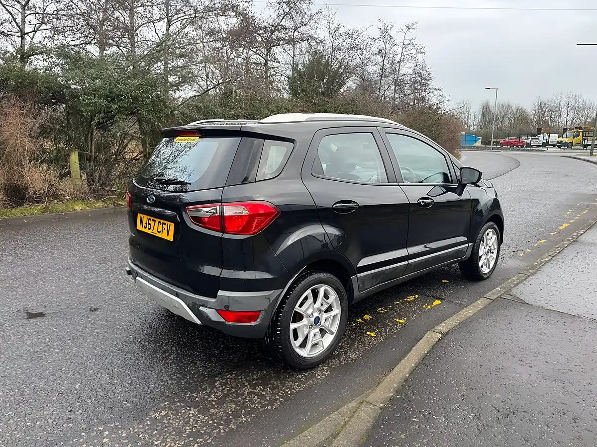 Used 2017 Ford Ecosport Titanium Black - Interior and Exterior details 6