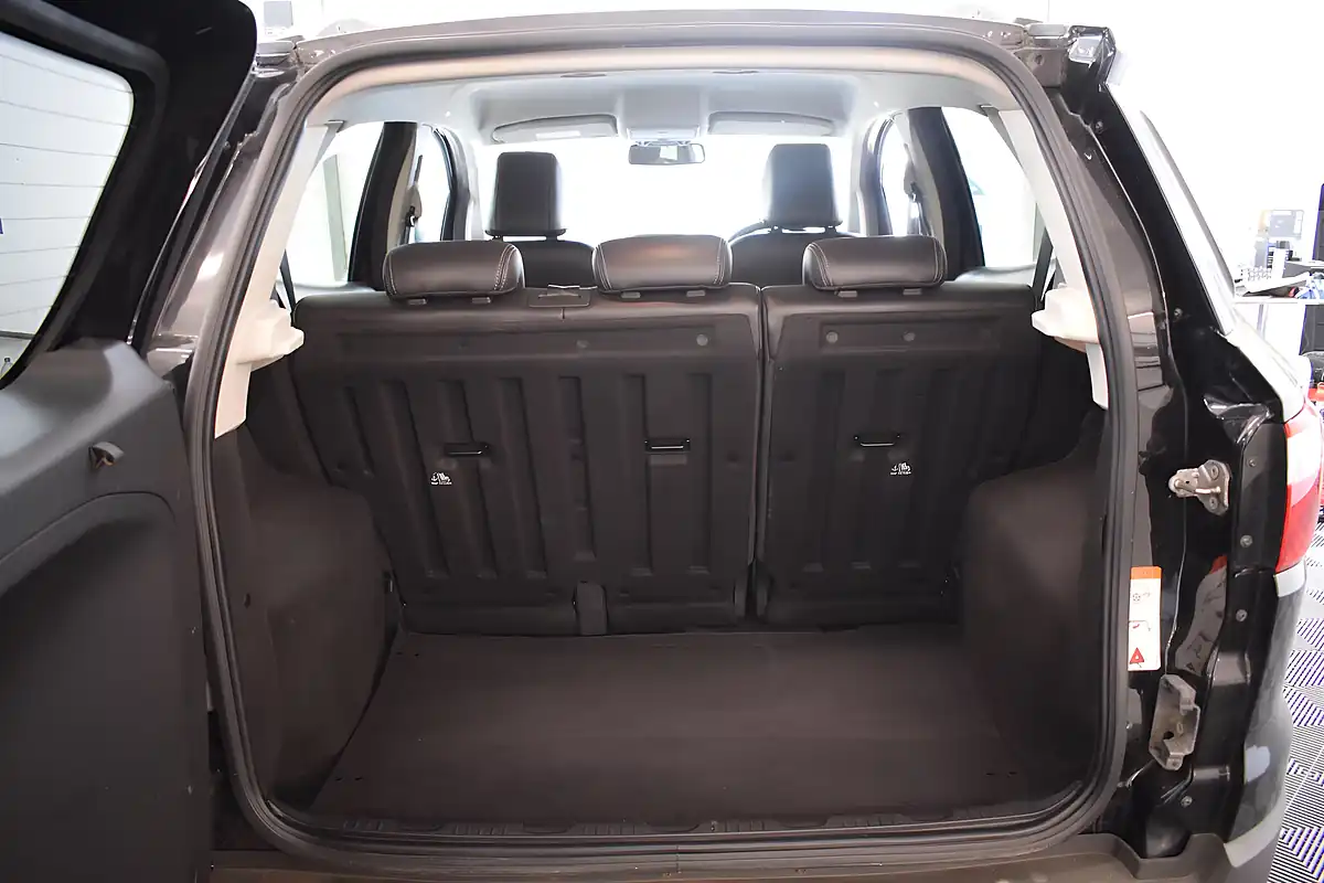 Used 2017 Ford Ecosport Titanium Black - Interior and Exterior details 11
