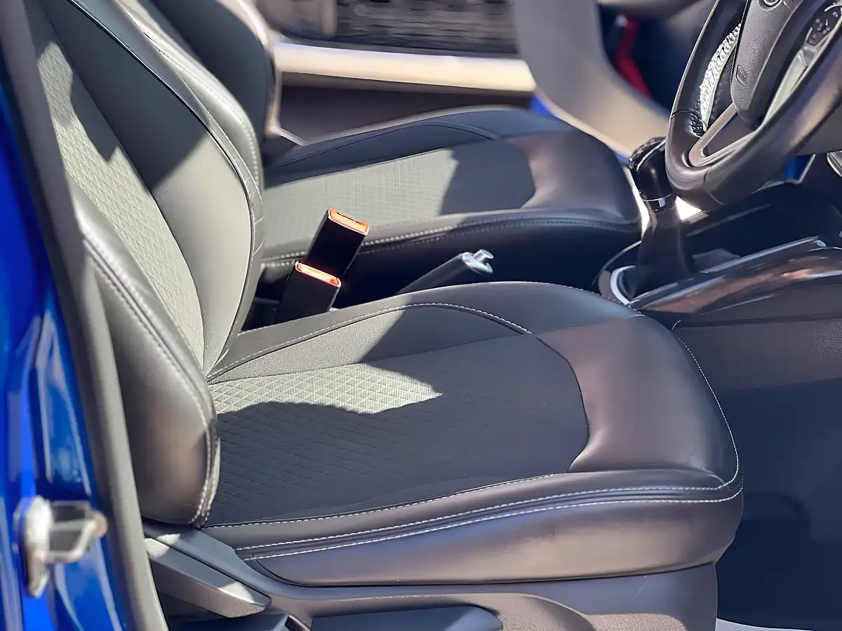 Used 2017 Ford Ecosport Titanium Blue - Interior and Exterior details 14