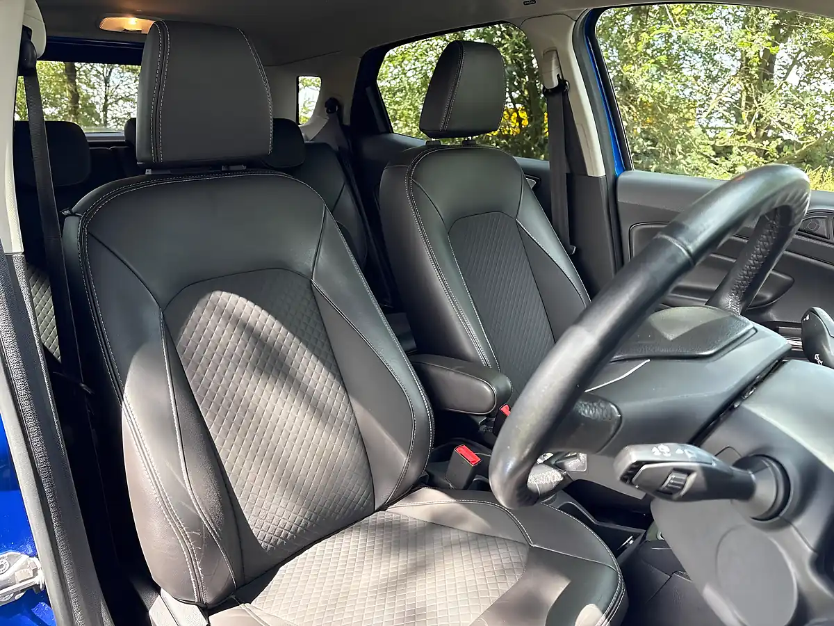 Used 2017 Ford Ecosport Titanium Blue - Interior and Exterior details 14