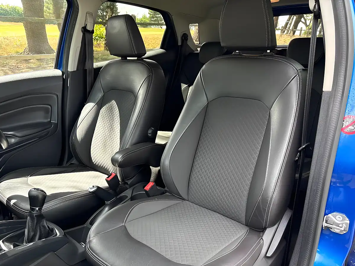 Used 2017 Ford Ecosport Titanium Blue - Interior and Exterior details 15