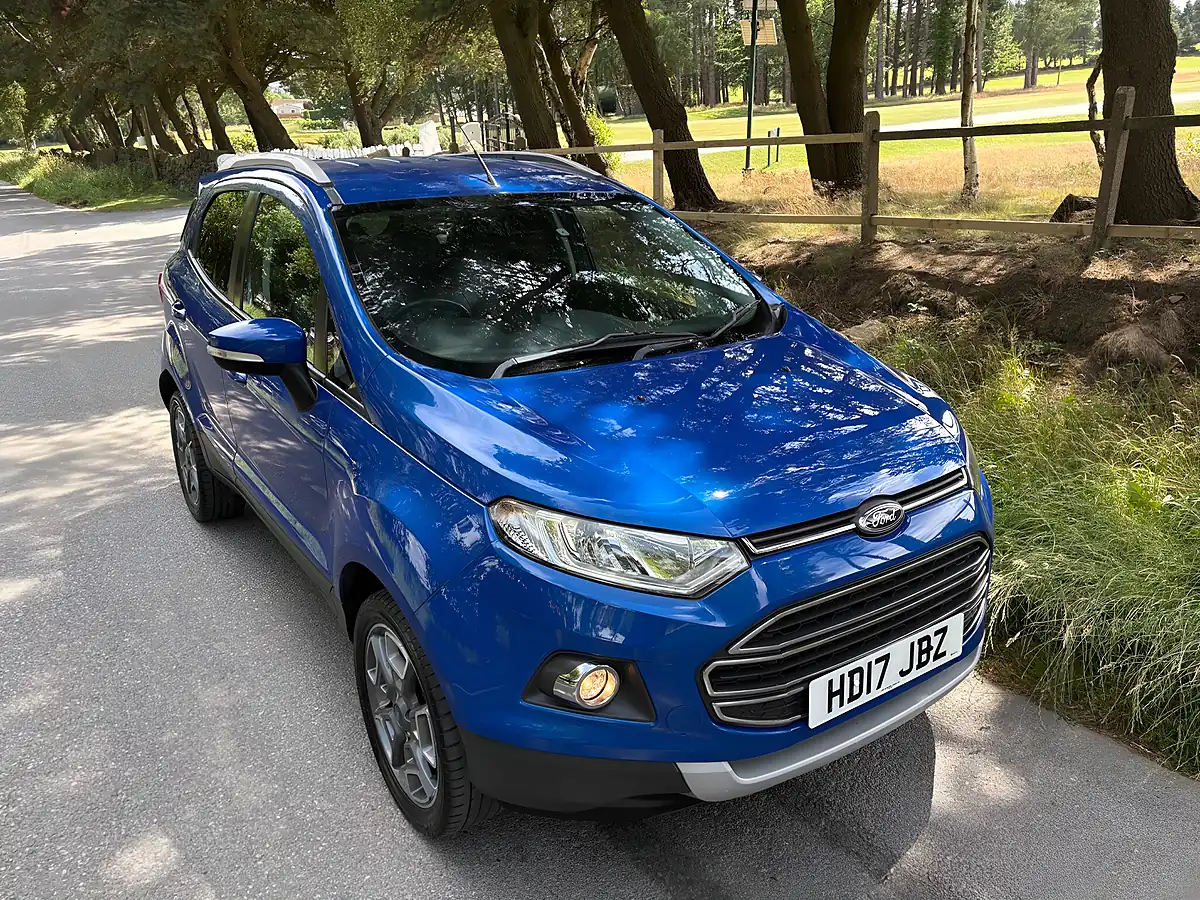 Used 2017 Ford Ecosport Titanium Blue - Interior and Exterior details 9