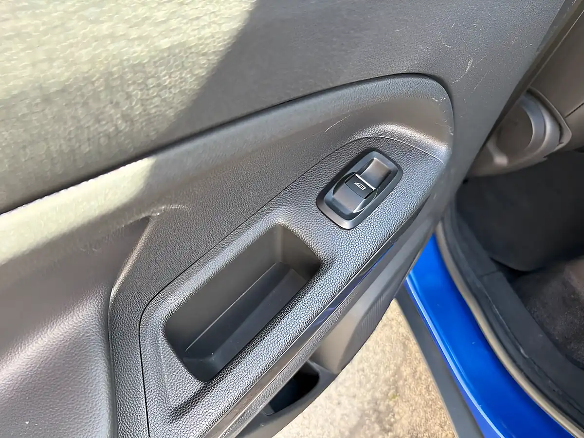 Used 2017 Ford Ecosport Titanium Blue - Interior and Exterior details 18