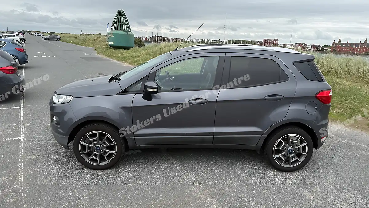 Used 2017 Ford Ecosport Titanium Grey - Interior and Exterior details 7