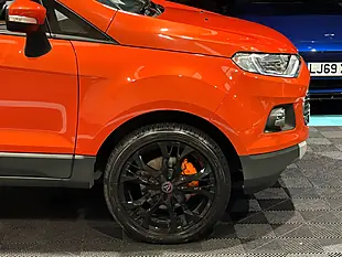 Used 2017 Ford Ecosport Titanium Red - Interior and Exterior details 10