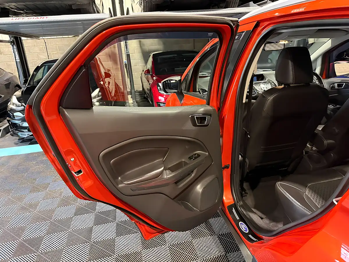 Used 2017 Ford Ecosport Titanium Red - Interior and Exterior details 15