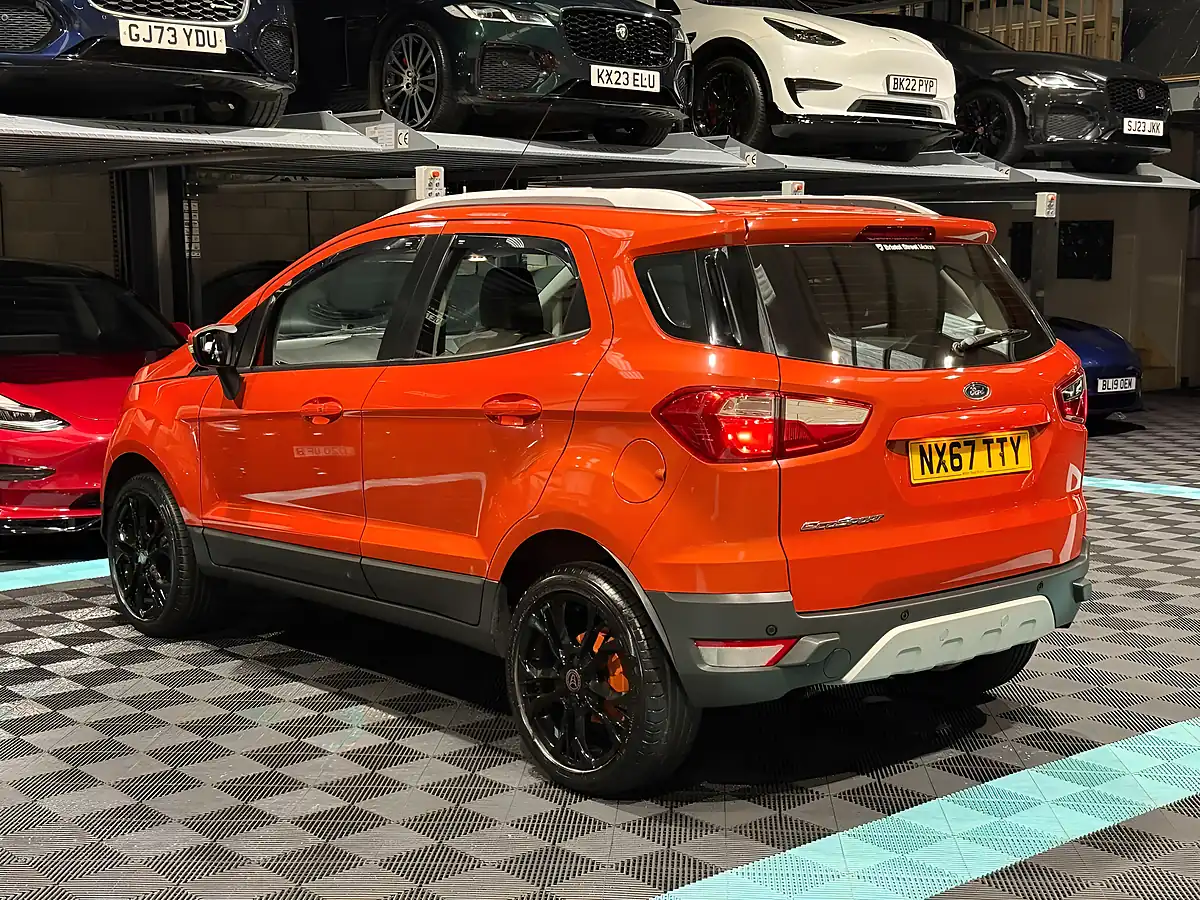 Used 2017 Ford Ecosport Titanium Red - Interior and Exterior details 7