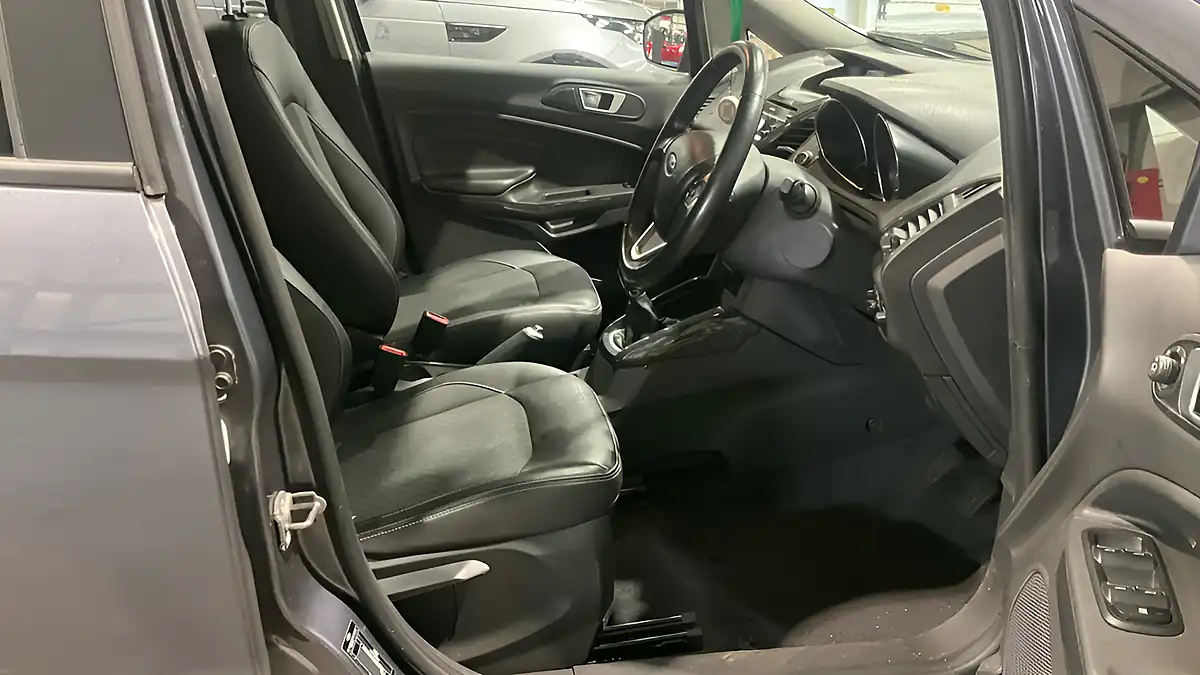 Used 2017 Ford Ecosport Titanium S Grey - Interior and Exterior details 11