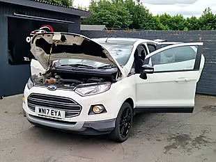 Used 2017 Ford Ecosport Titanium S White - Interior and Exterior details 10