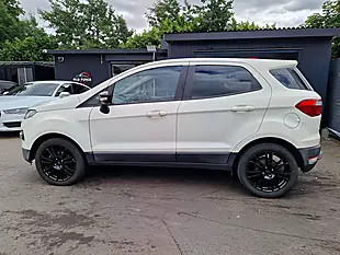 Used 2017 Ford Ecosport Titanium S White - Interior and Exterior details 6